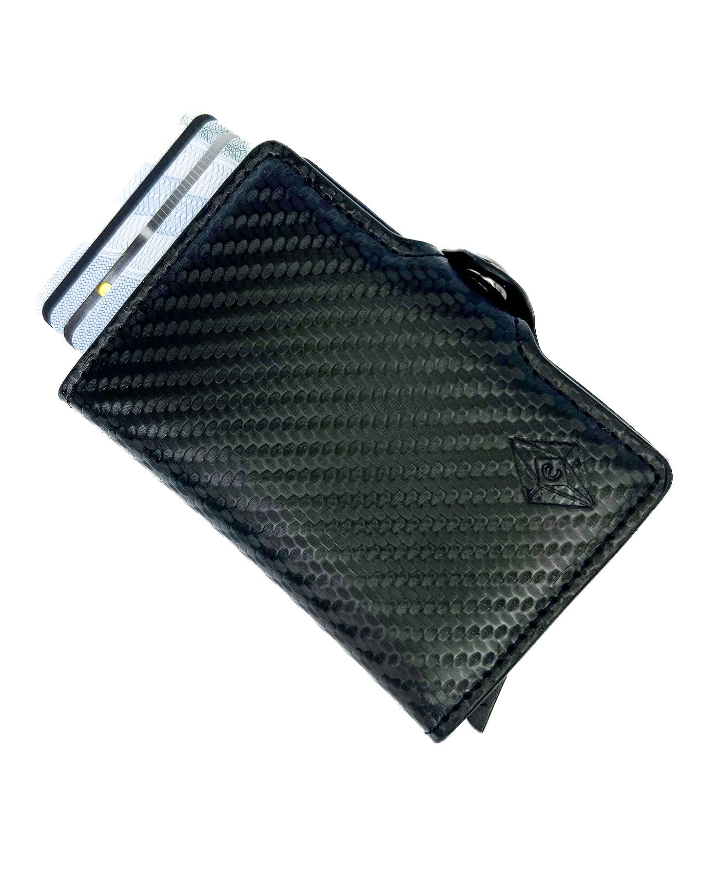 Drzac kartica zip karbon crni. RFID