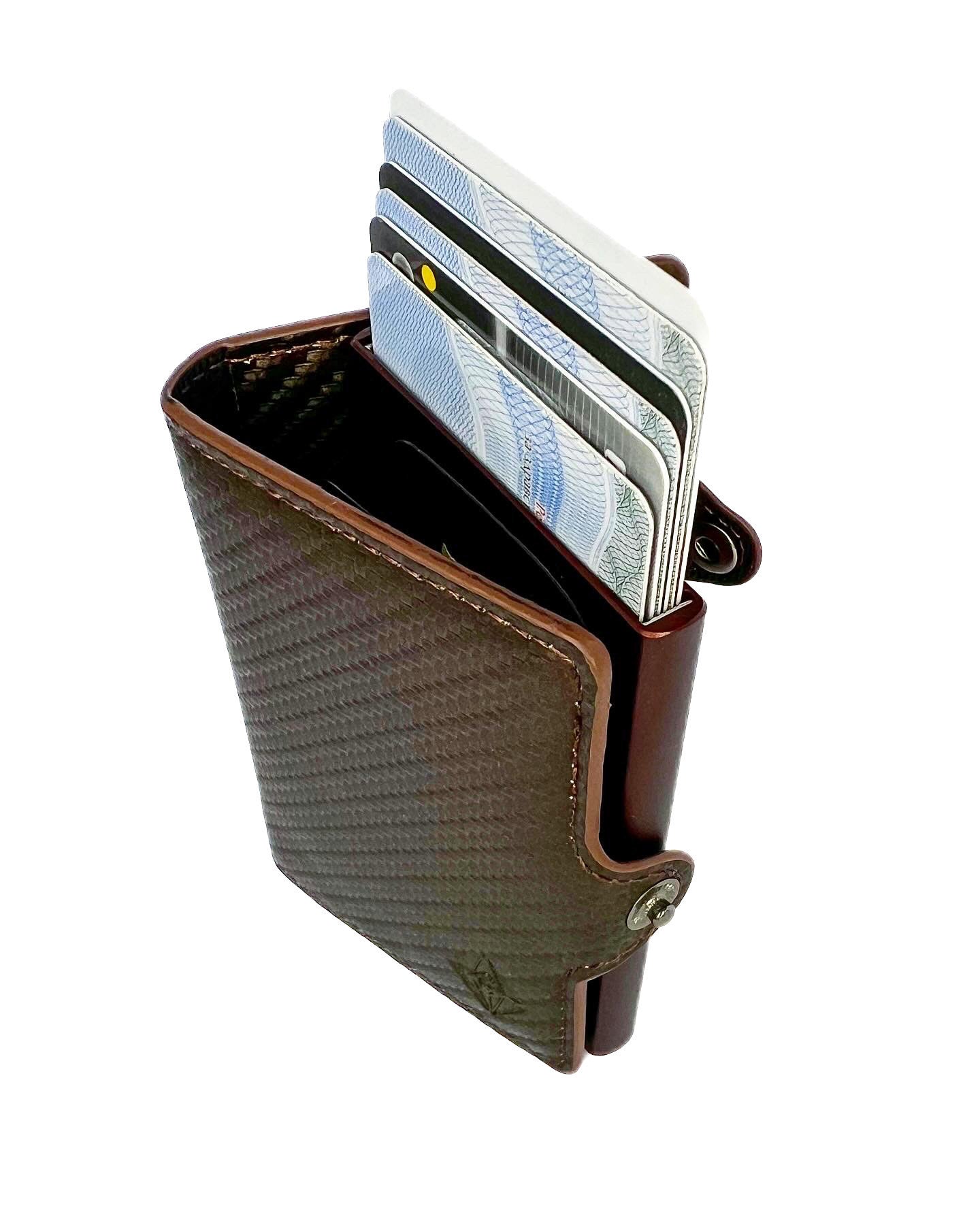 Card holder zip carbon bacar. RFID