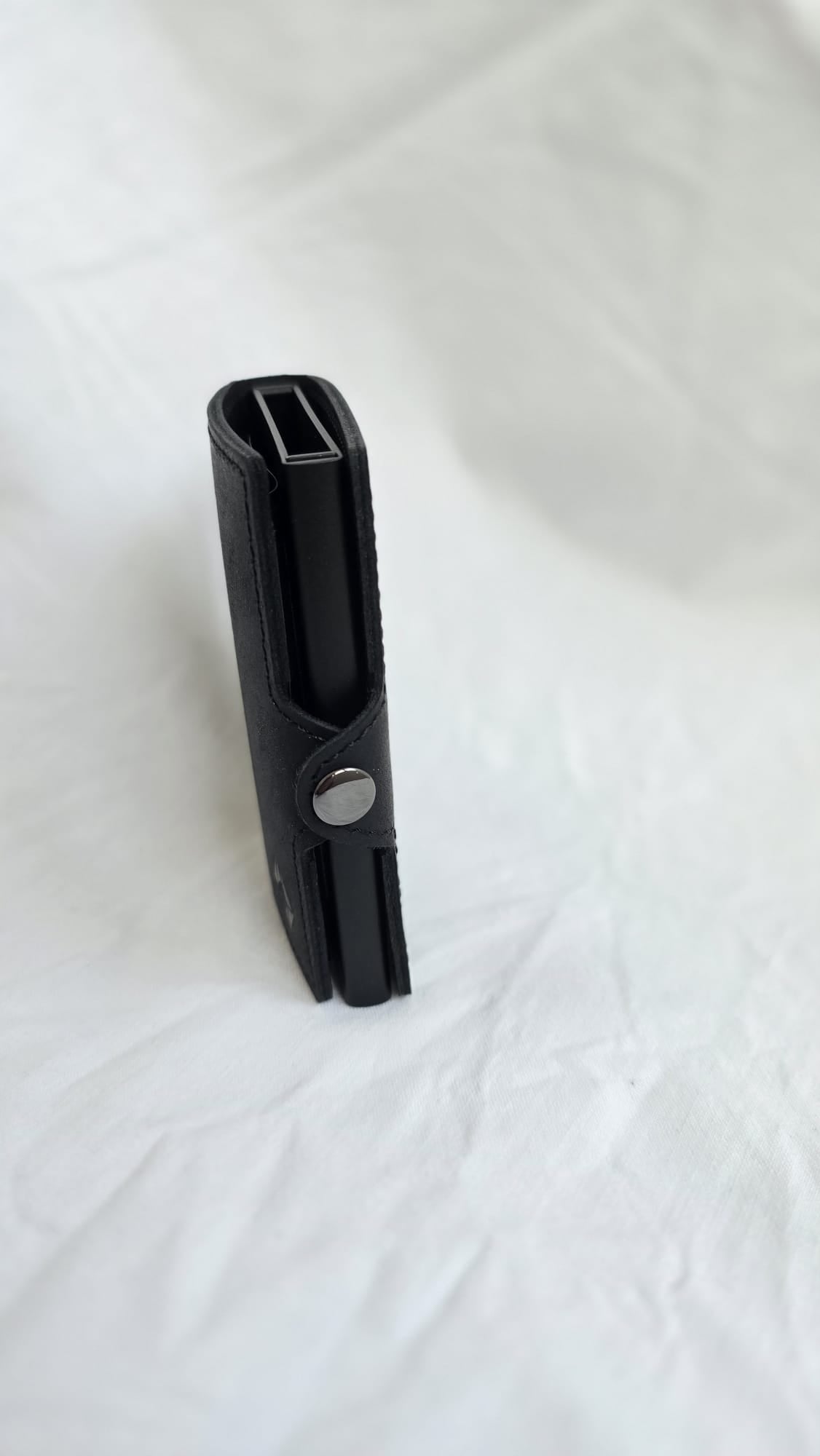 Novcanik. Prirodna koza. RFID