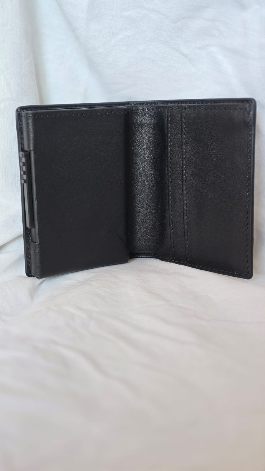Kozni novcanik. Card holder.RFID