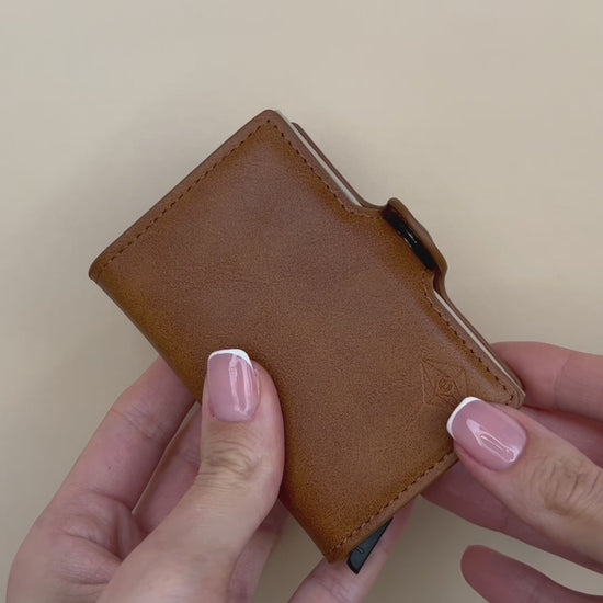 Card holder double camel. RFID
